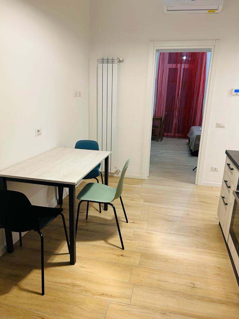 Easy Room Italy Rogoredo Mailand Exterior foto