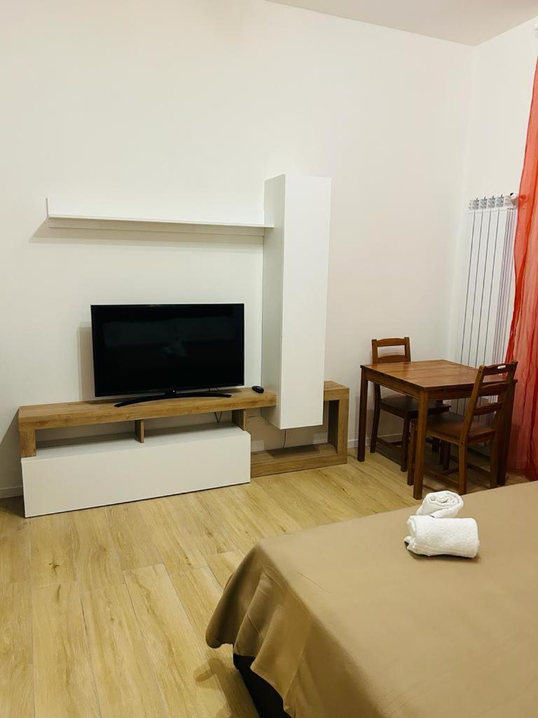 Easy Room Italy Rogoredo Mailand Exterior foto
